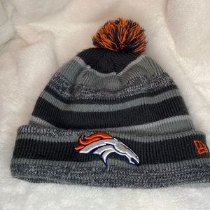 New Era NFL Sport Knit Hat/Beanie, Pom, Gray, White, Orange, Men
